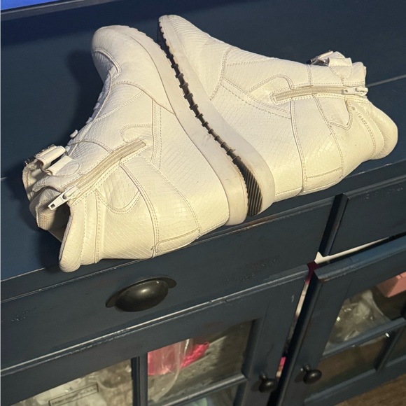 Katerina Embellished Wedge Sneaker - Picture 7 of 13